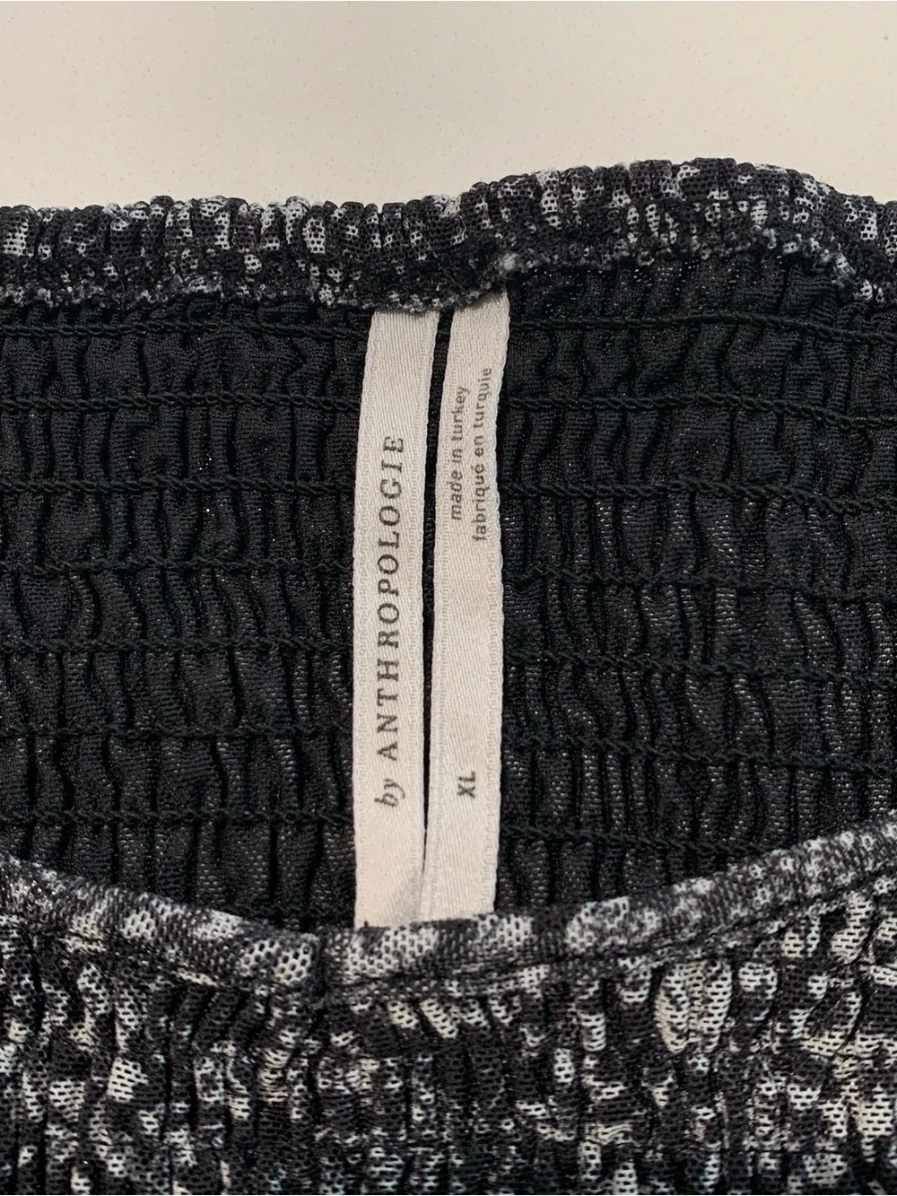 Anthropologie Aurelia Black & White Ditsy Floral Smocked Puff Sleeve Top EUC, XL